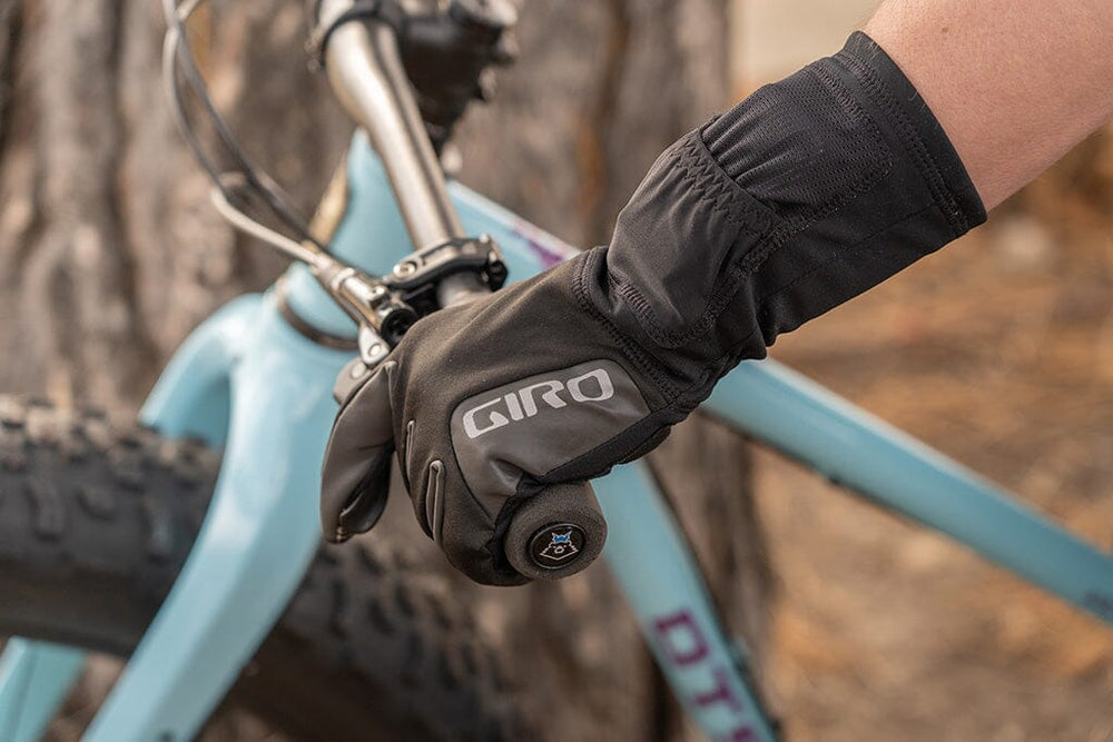 The Giro Vulc Gloves bring the heat!