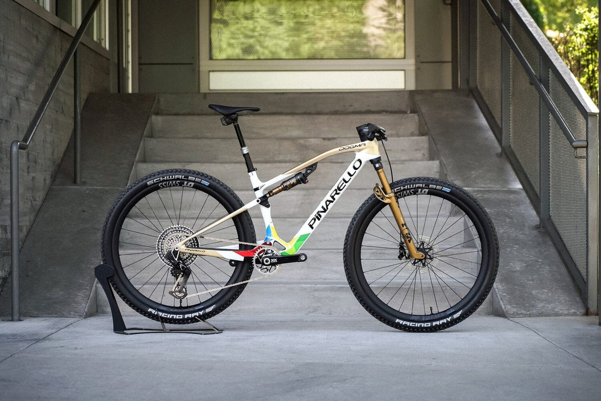 Pinarello_DogmaXC_Header_436eb