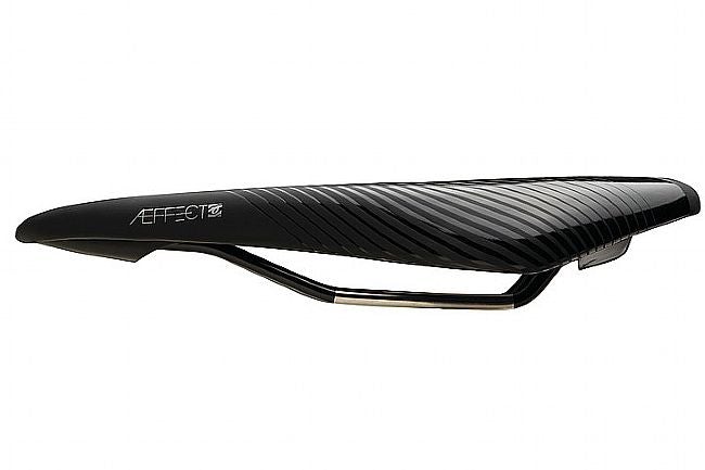 Race face cheap aeffect saddle