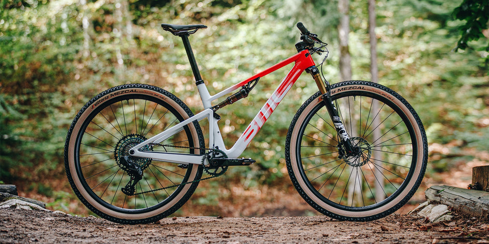 BMC Launches the New Fourstroke With An Autodrop Dropper