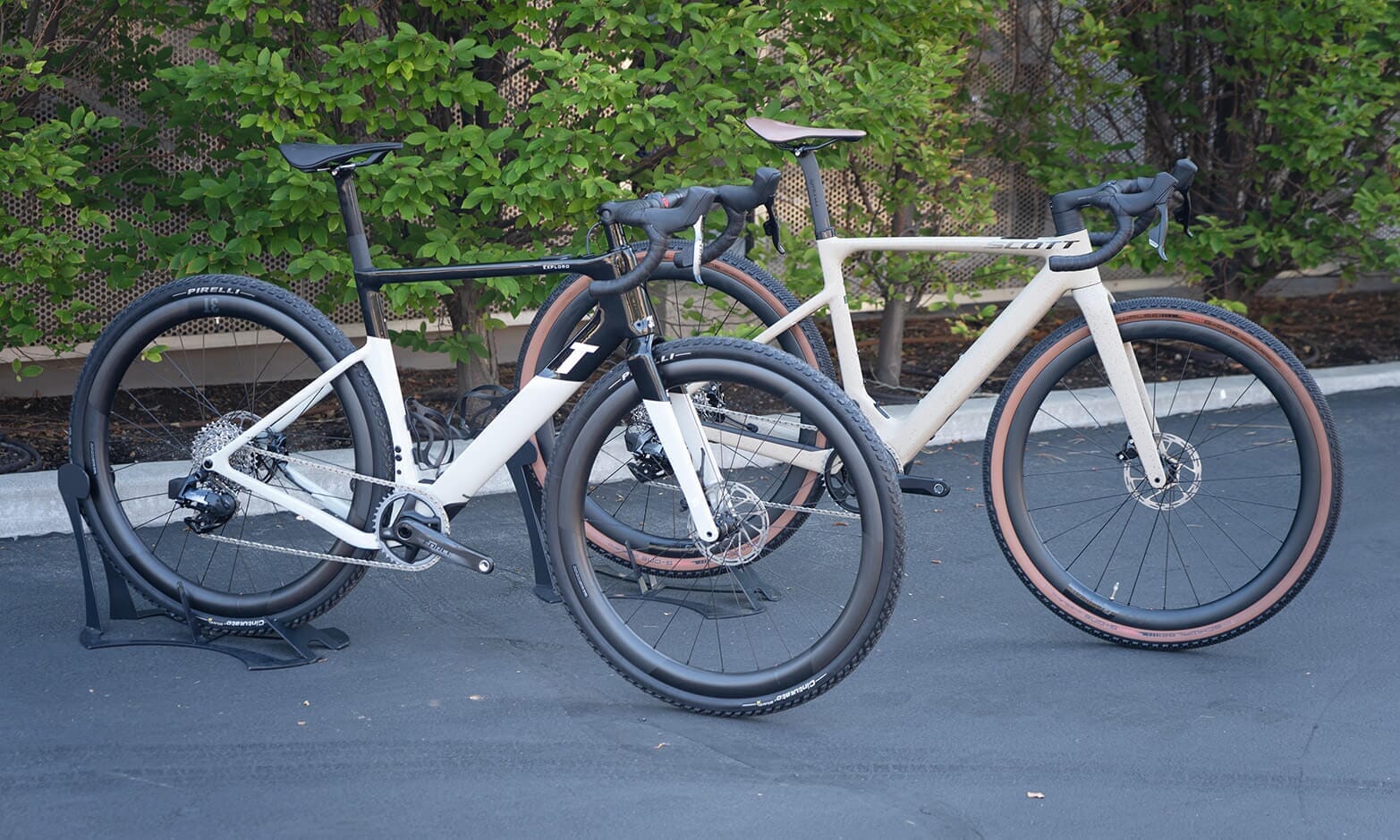 3T Exploro Racemax Boost Vs. SCOTT Solace Gravel eRide Review
