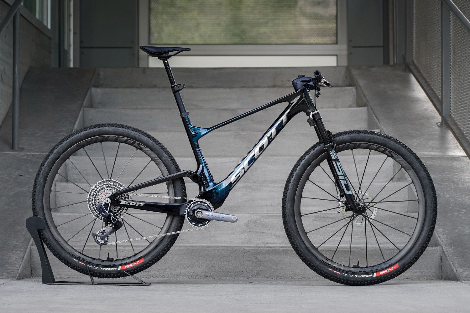 Beautiful Bicycle: SCOTT Spark RC SL Features Ice-Cold Aesthetics, Ruthless Speed