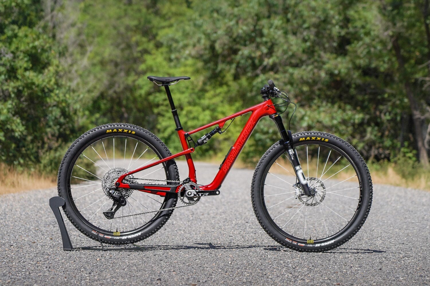 Beautiful Bicycle: Ryan's Santa Cruz Blur 5