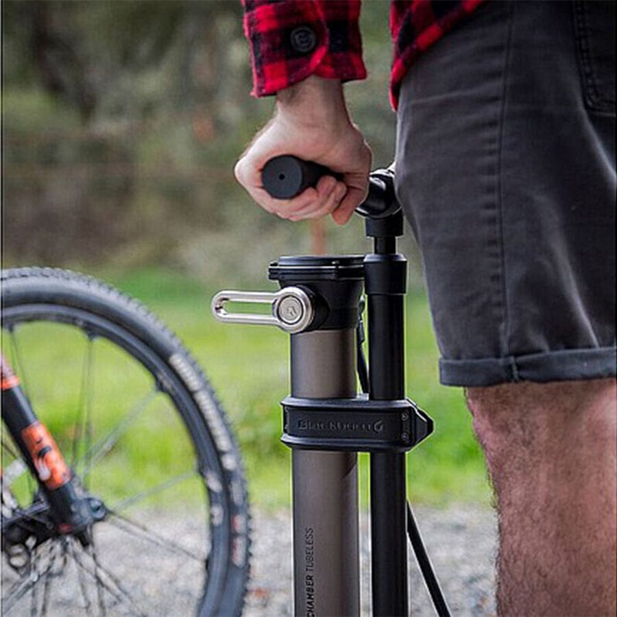Blackburn Chamber Tubeless Floor Pump | Contender Bicycles