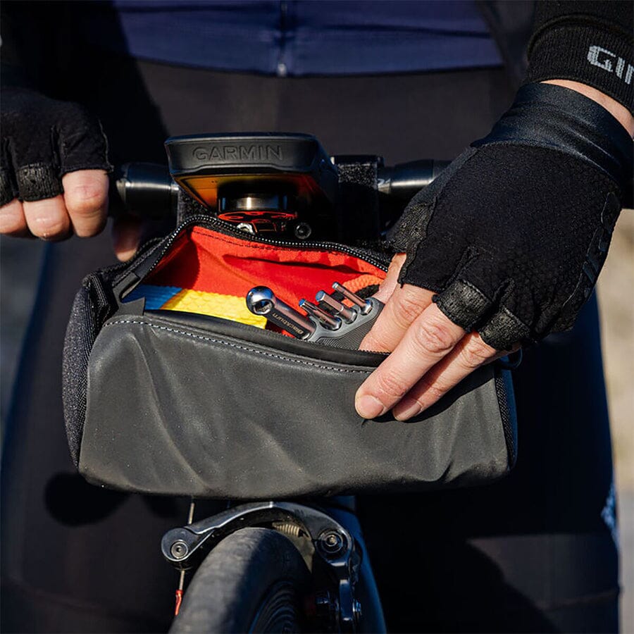 Blackburn Grid Handlebar Bag | Contender Bicycles