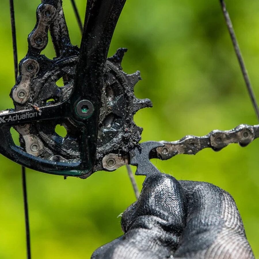 Muc-Off Claw Brush | Contender Bicycles