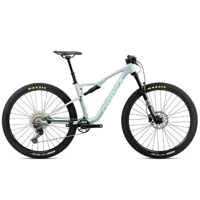 The Orbea Oiz H30 2027 in Blue Stone - Metallic Blue Stone (Gloss)