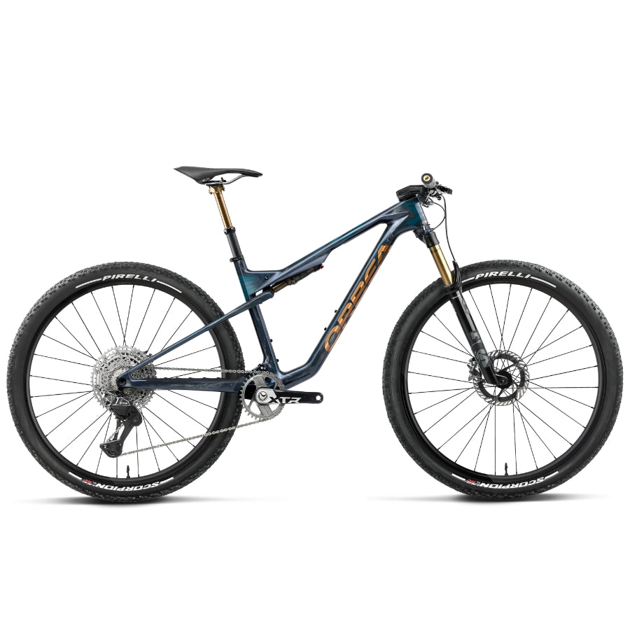 The Orbea Oiz M-TEAM FACTORY 2027 in Fuel Carbon View - Titan Gold (Gloss)