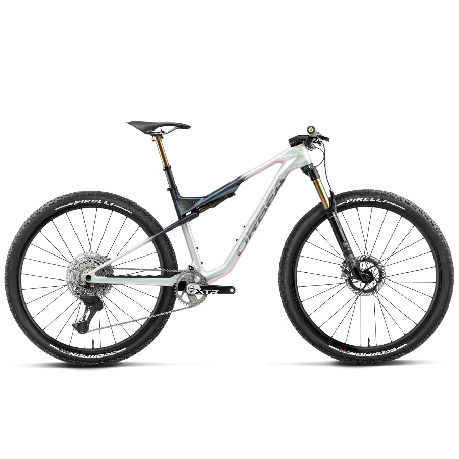 The Orbea Oiz M-TEAM FACTORY 2027 in Iris White - Seaweed Carbon View (Gloss)