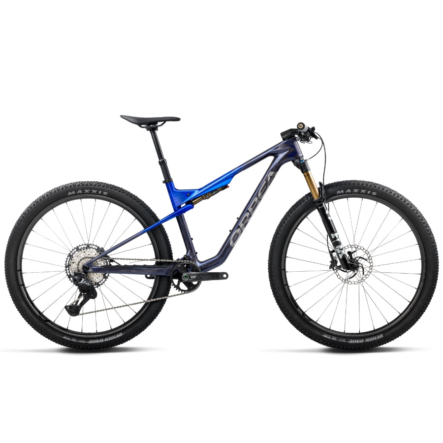 The Orbea Oiz M10 2027 in Noctiluca Carbon View - Cobalt Blue (Gloss)