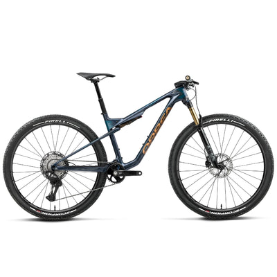 The Orbea Oiz MPRO 2027 in Fuel Carbon View - Titan Gold (Gloss)