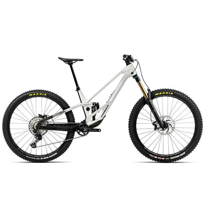 Orbea Rallon E10 BIKES Orbea Bikes White Chic - Diamond Black (Gloss) T251 - Chainstay length 442mm M