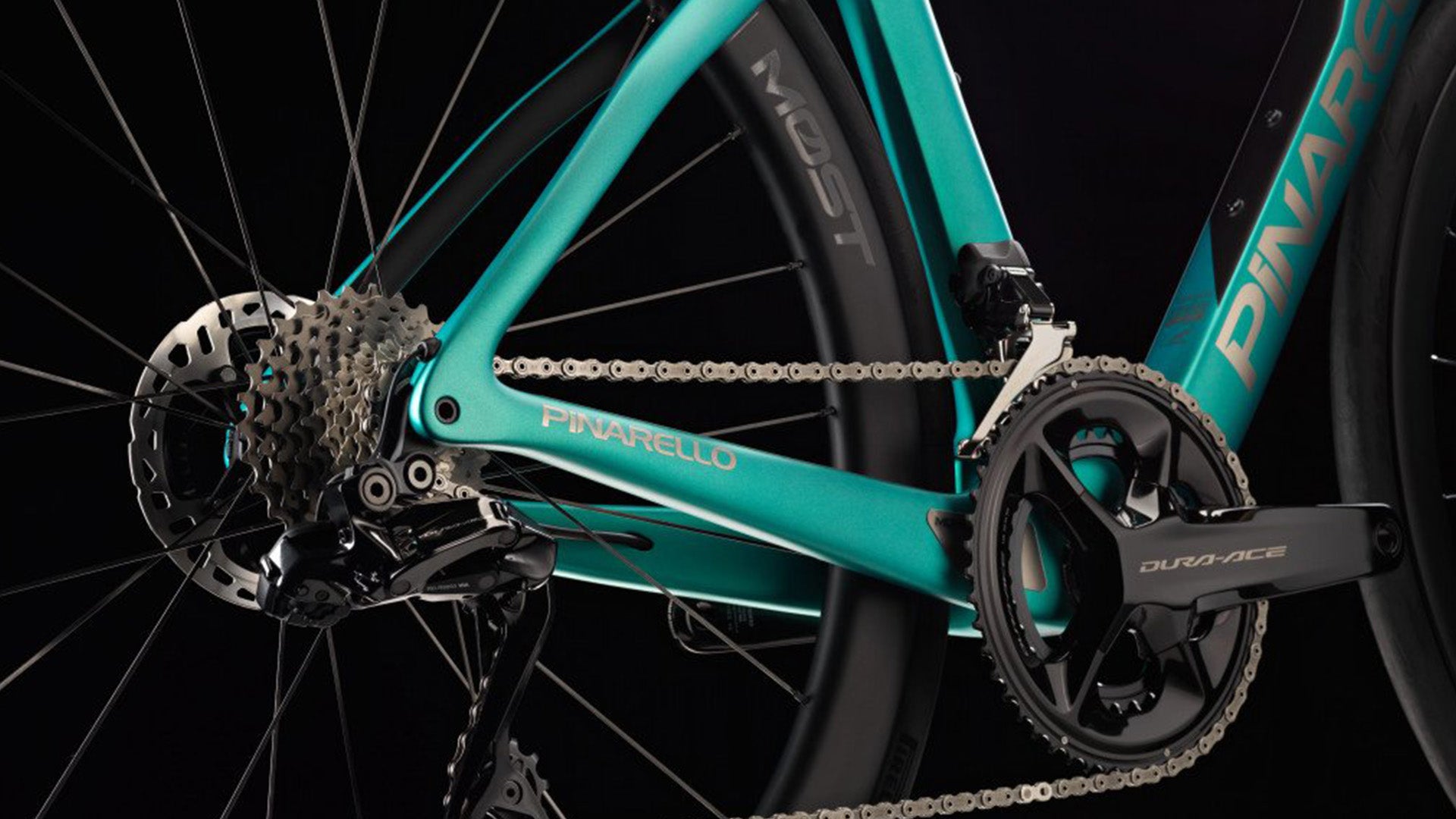A deatiled shot of the Pinarello F road bike chainstays in blue. 
