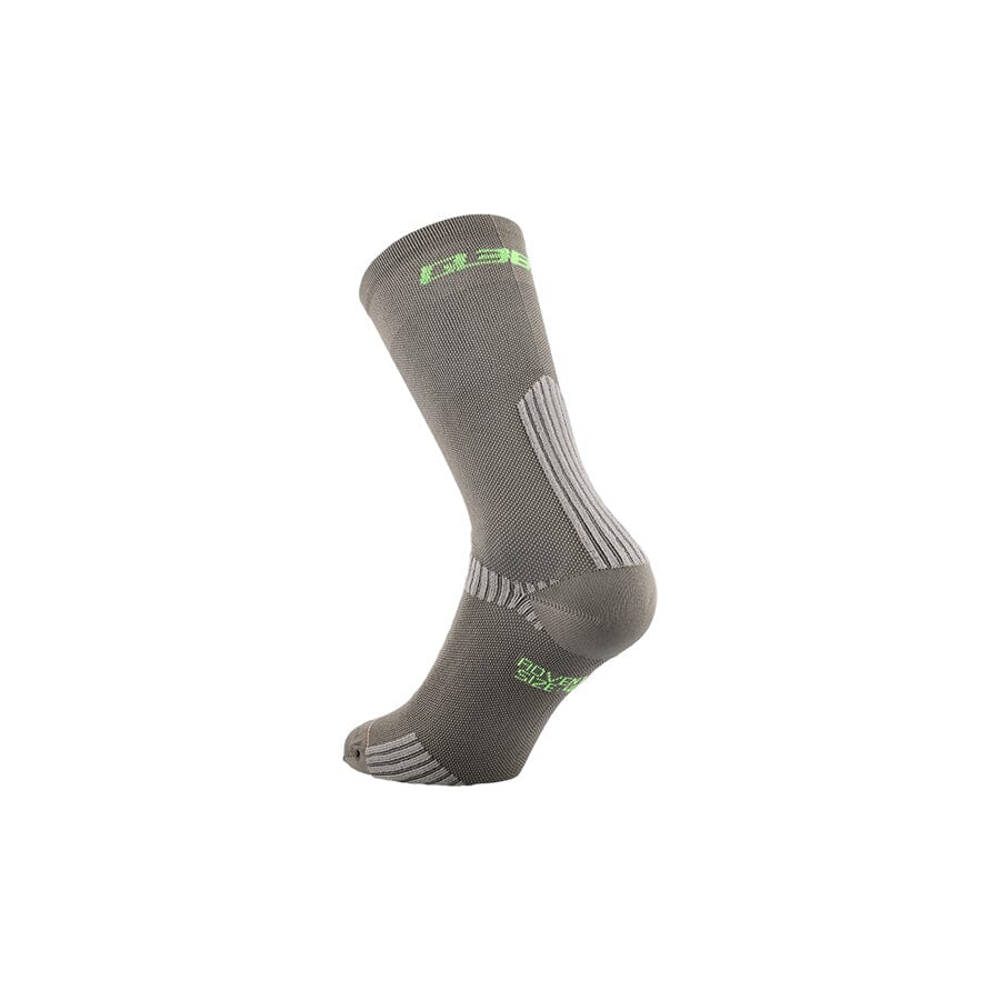 Q36.5 Adventure Insulation 20 Socks Apparel Q36.5 