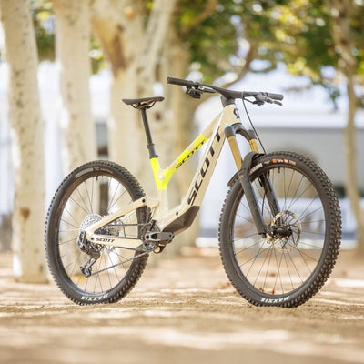 bob's bicycle scott woth yellow letters Bike Scale 24 disc yellow/black (KH) 24" Incycle Bicycles Dreaming of hitting jumps Scott Sports SA, TAIWAN Yellow