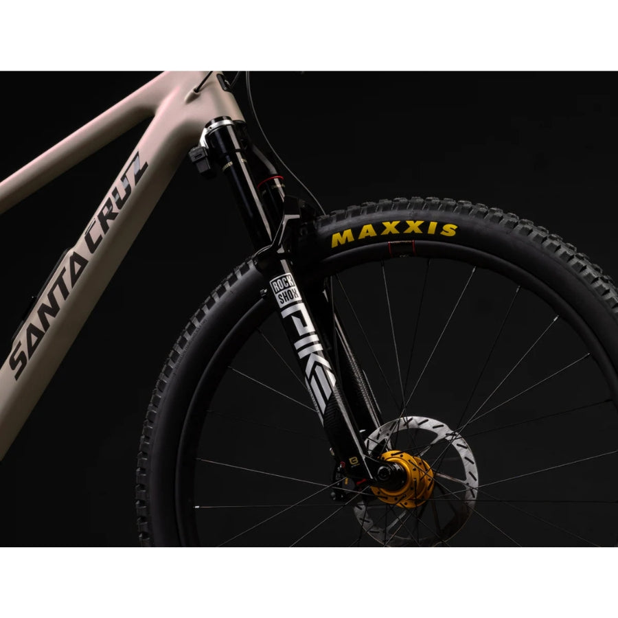 The Santa Cruz Tallboy XX AXS FA RSV Detail Shot 1