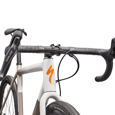 specialized gravel bike suspension Crux Comp 52 / Dune White/Sandstone Metallic/Desert Metallic/Orange Zest