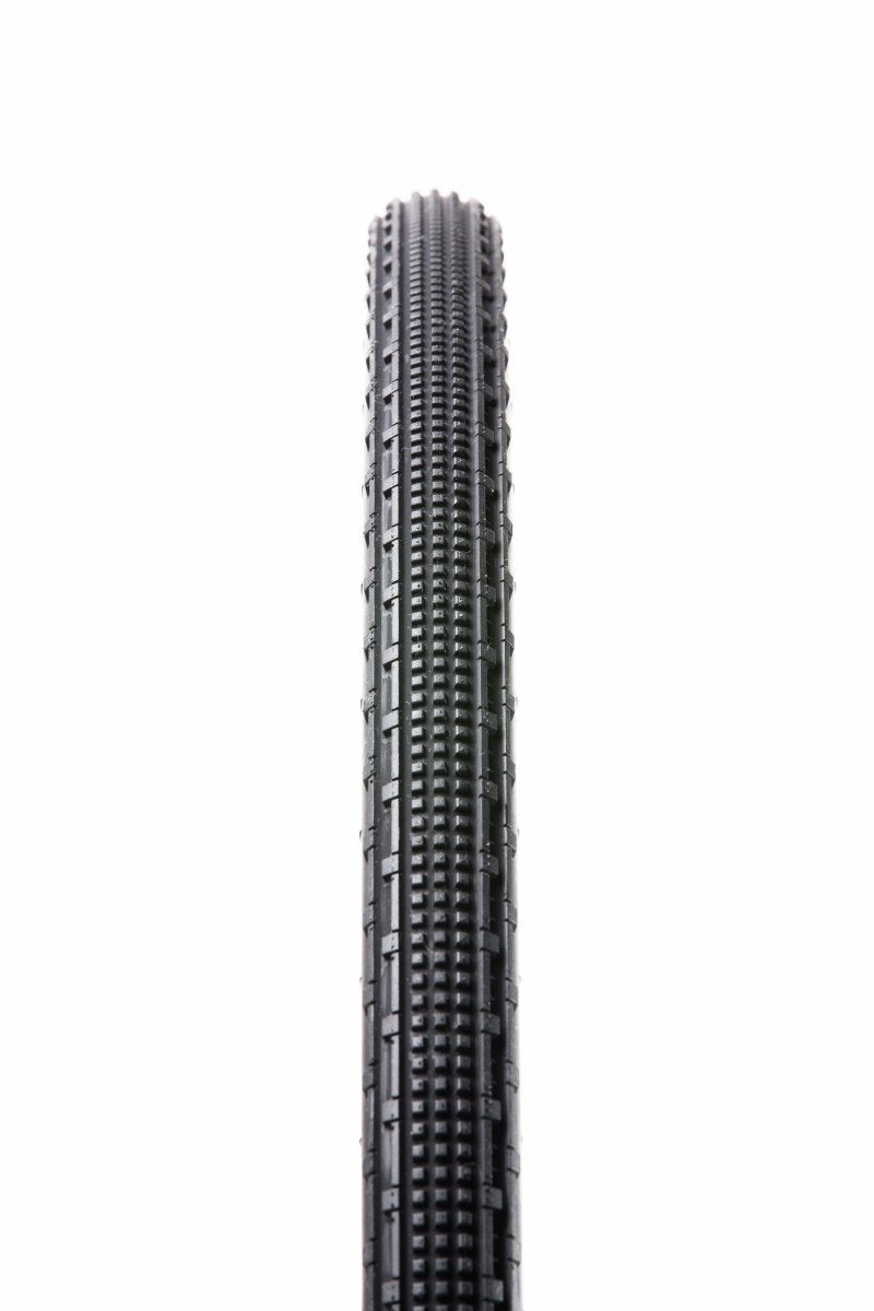 The Panaracer Gravelking SK Knobby Folding Gravel Tire Tread